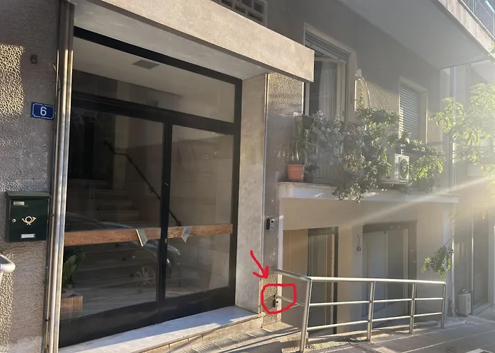 Cute Tiny Apartment At Pagrati, Athens City Center